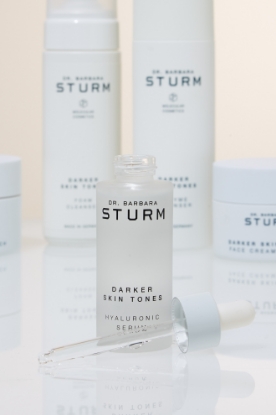 Bild von DR.BARBARA STURM W DARKER SKIN TONES HYALURONIC SERUM FC SRM 30ML